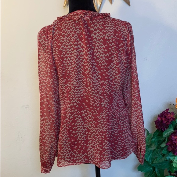 Olive & Oak Sheer Full Button Chevron Top - Picture 3 of 8